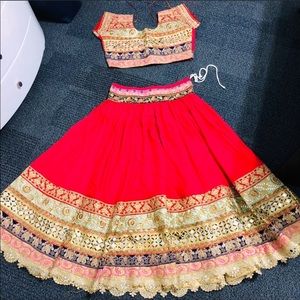 Beautiful indian lehenga choli!